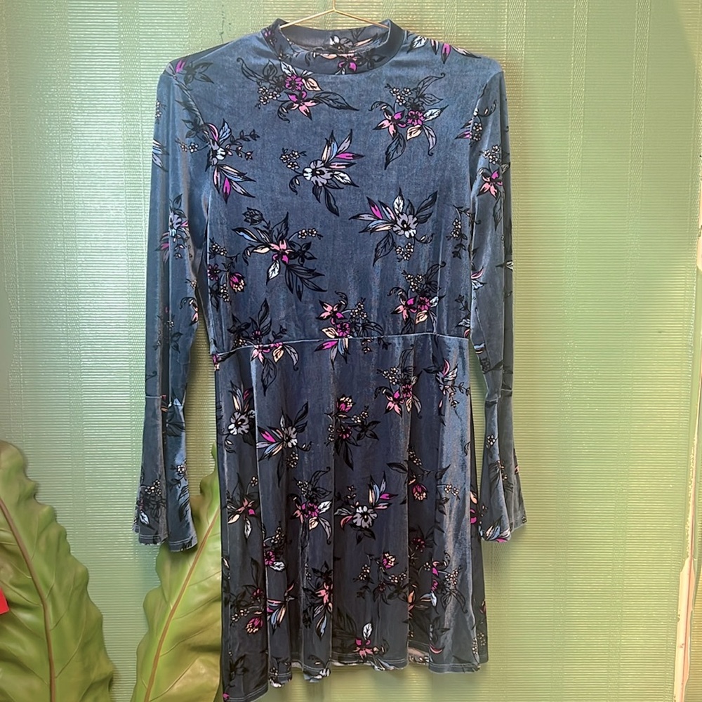 Soft & Comfy Long Sleeve Dress.